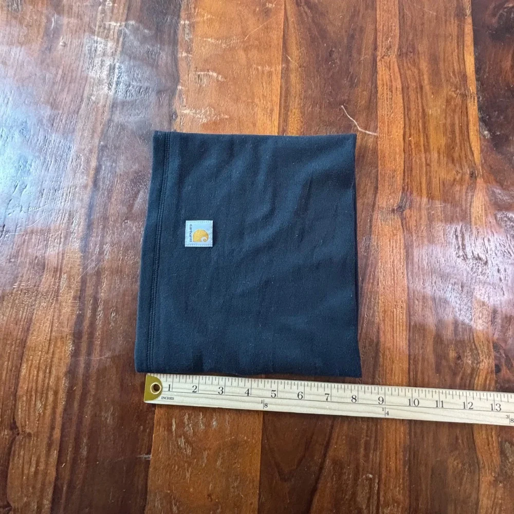 Carhartt fleece neck