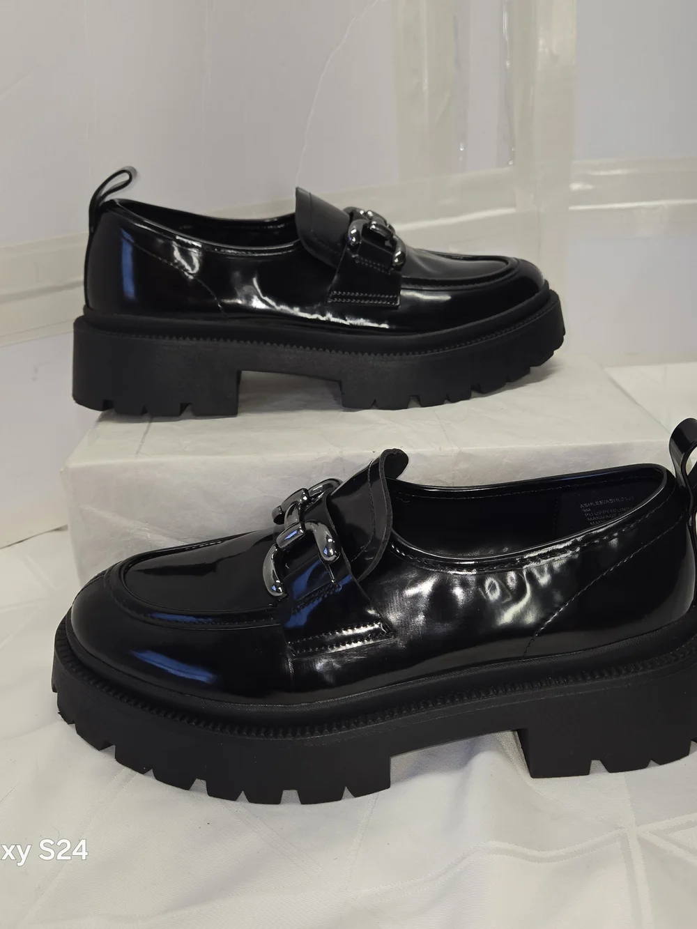 Madden Girl Womens Ashlee Black Slip-On Loafers Shoes 9 New 1”  Blocky Heel