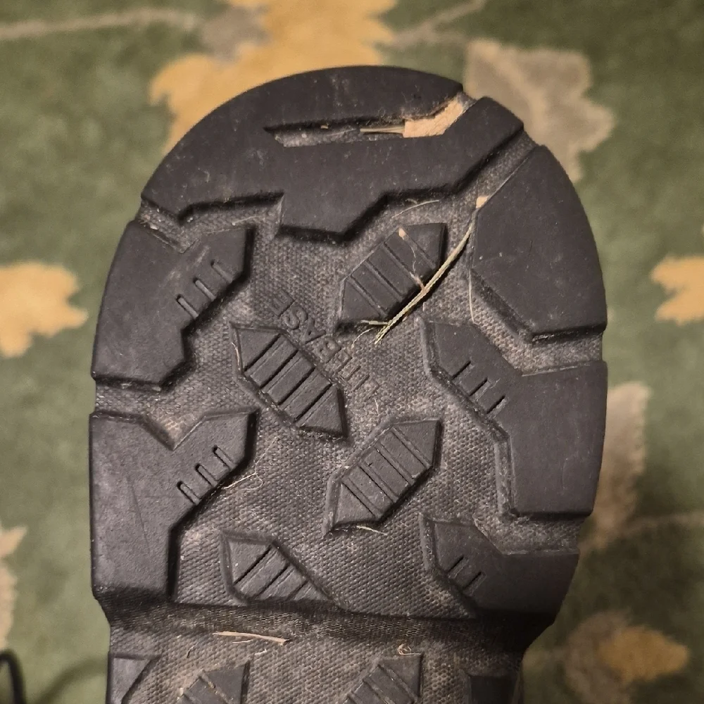Red Wing Shoes durable lace