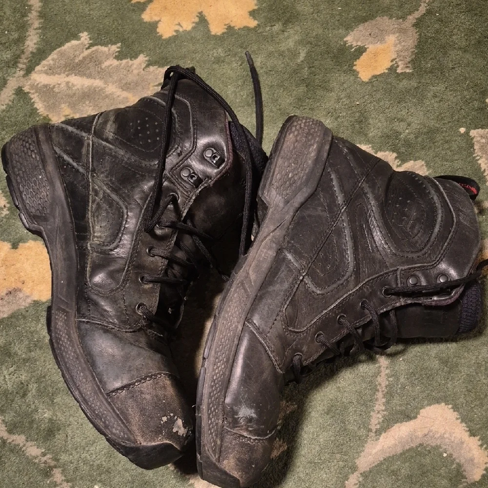 Red Wing Shoes durable lace