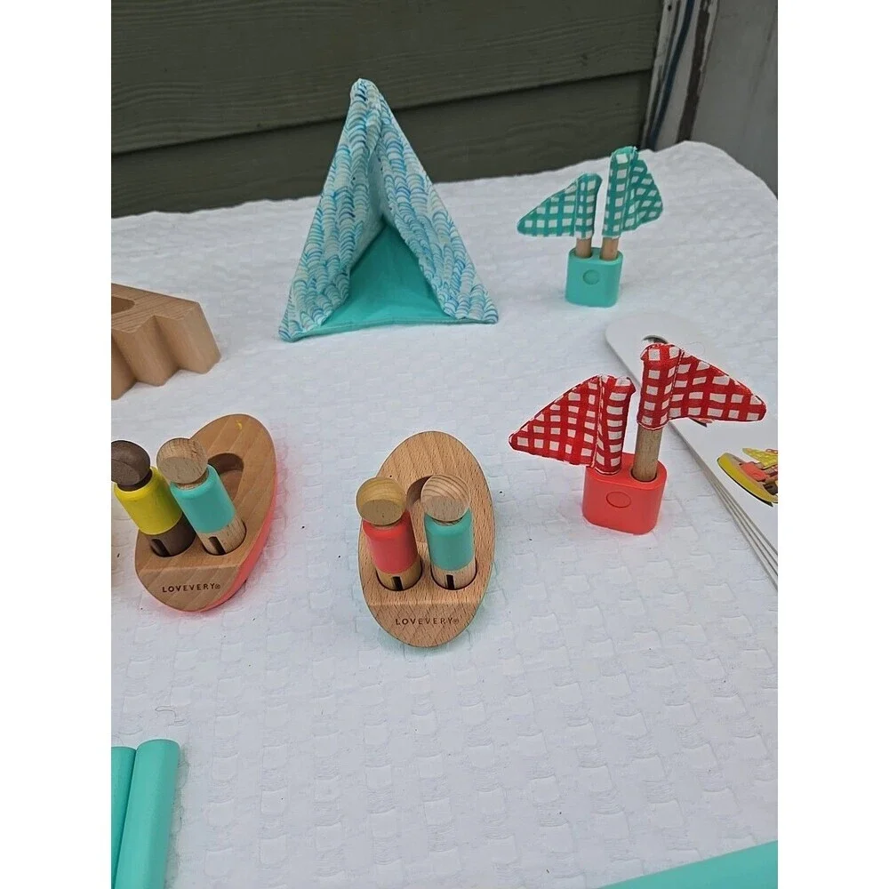 LOVEVERY wooden montessori
