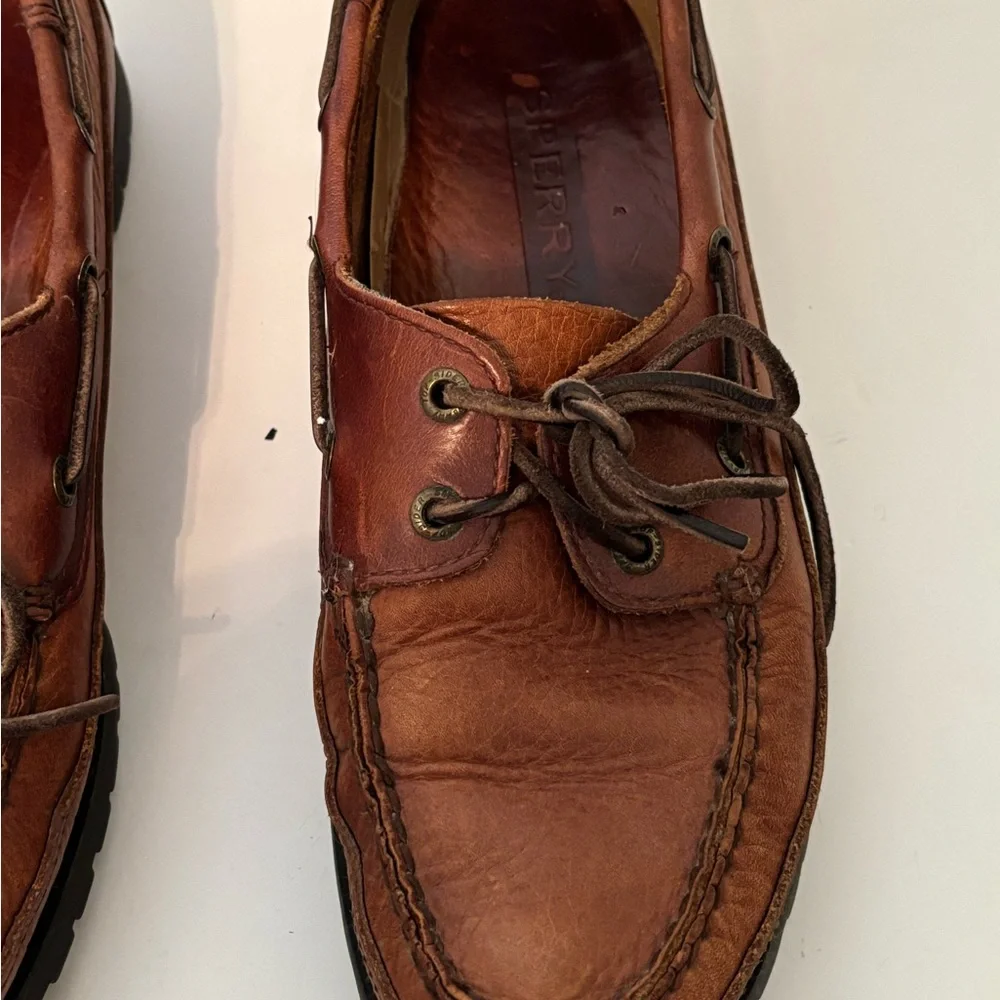 Sperry boat shoes
