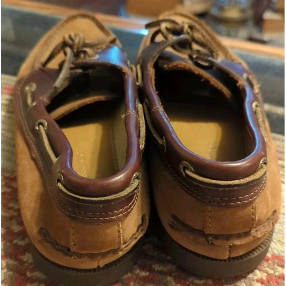 GH Bass & Co Two Brown Leather Boat Shoes Slip On Lace Up Men's Size‎ 8 M