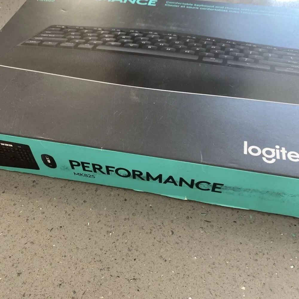 Logitech comes box