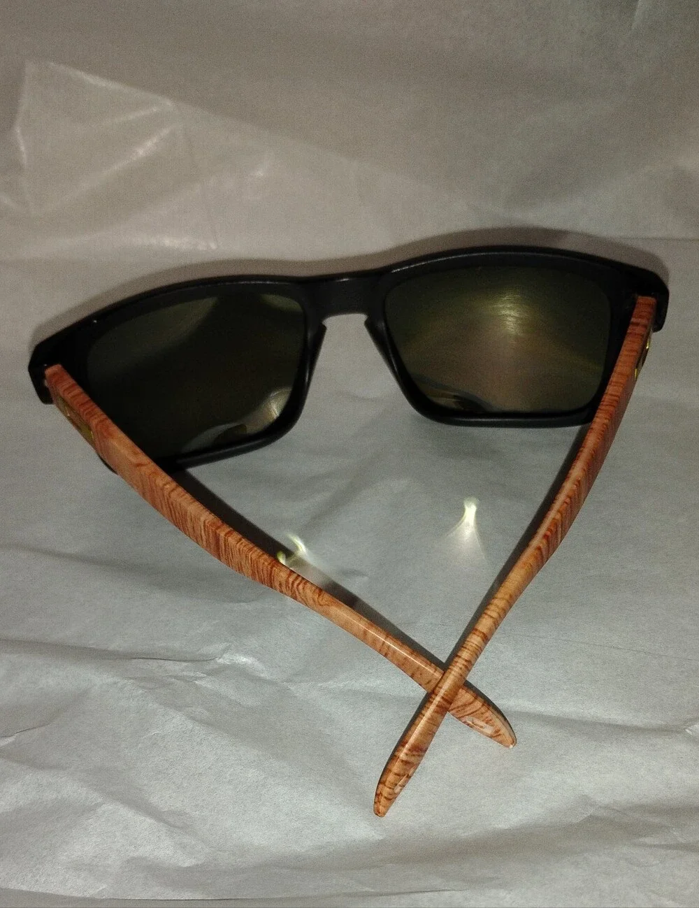 Oakley 009102 series