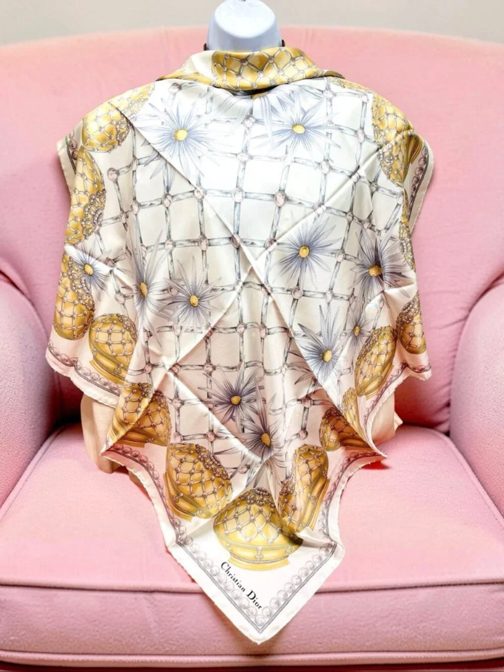 Dior 32 beautiful