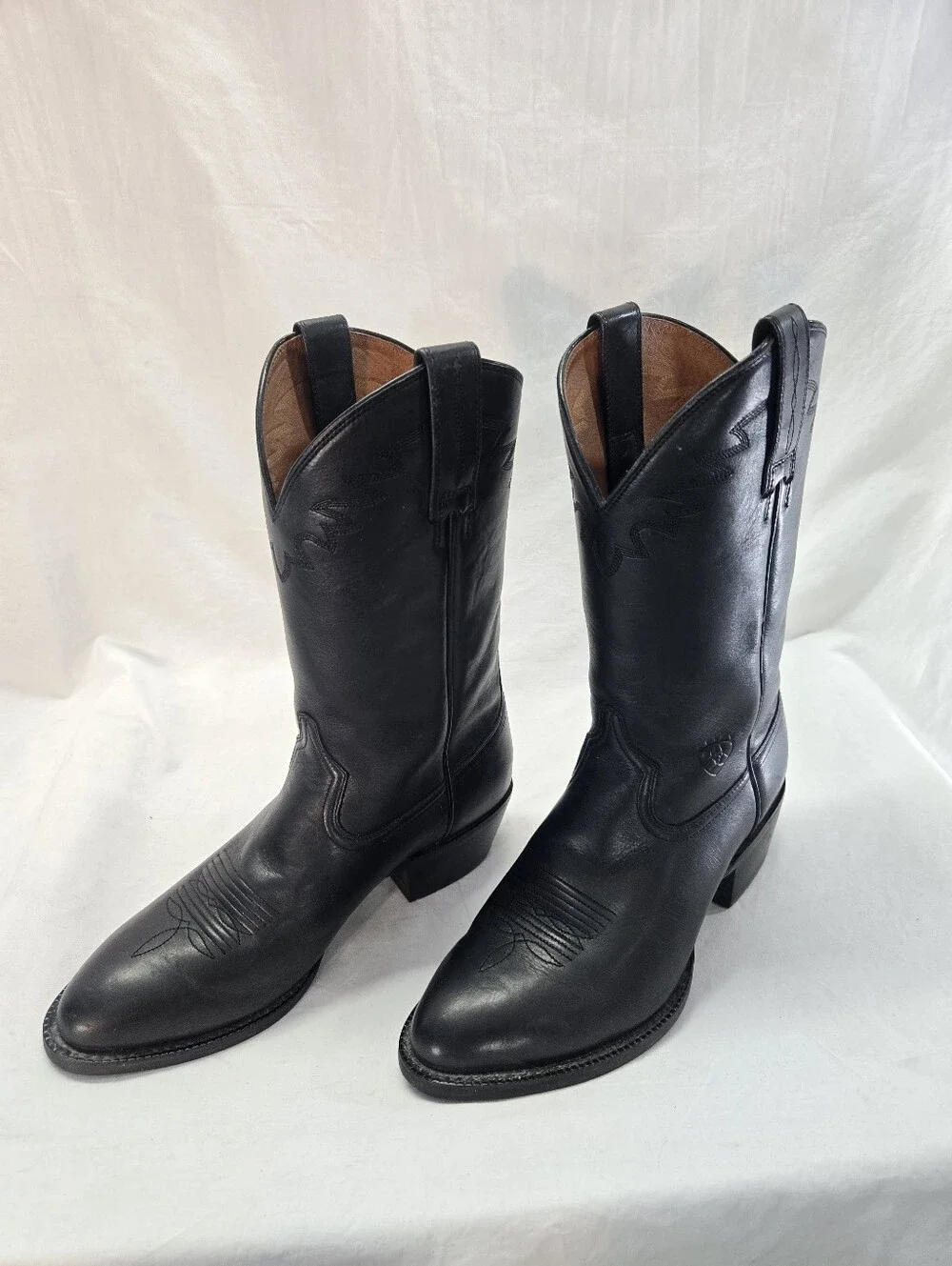 Ariat heritage sedona