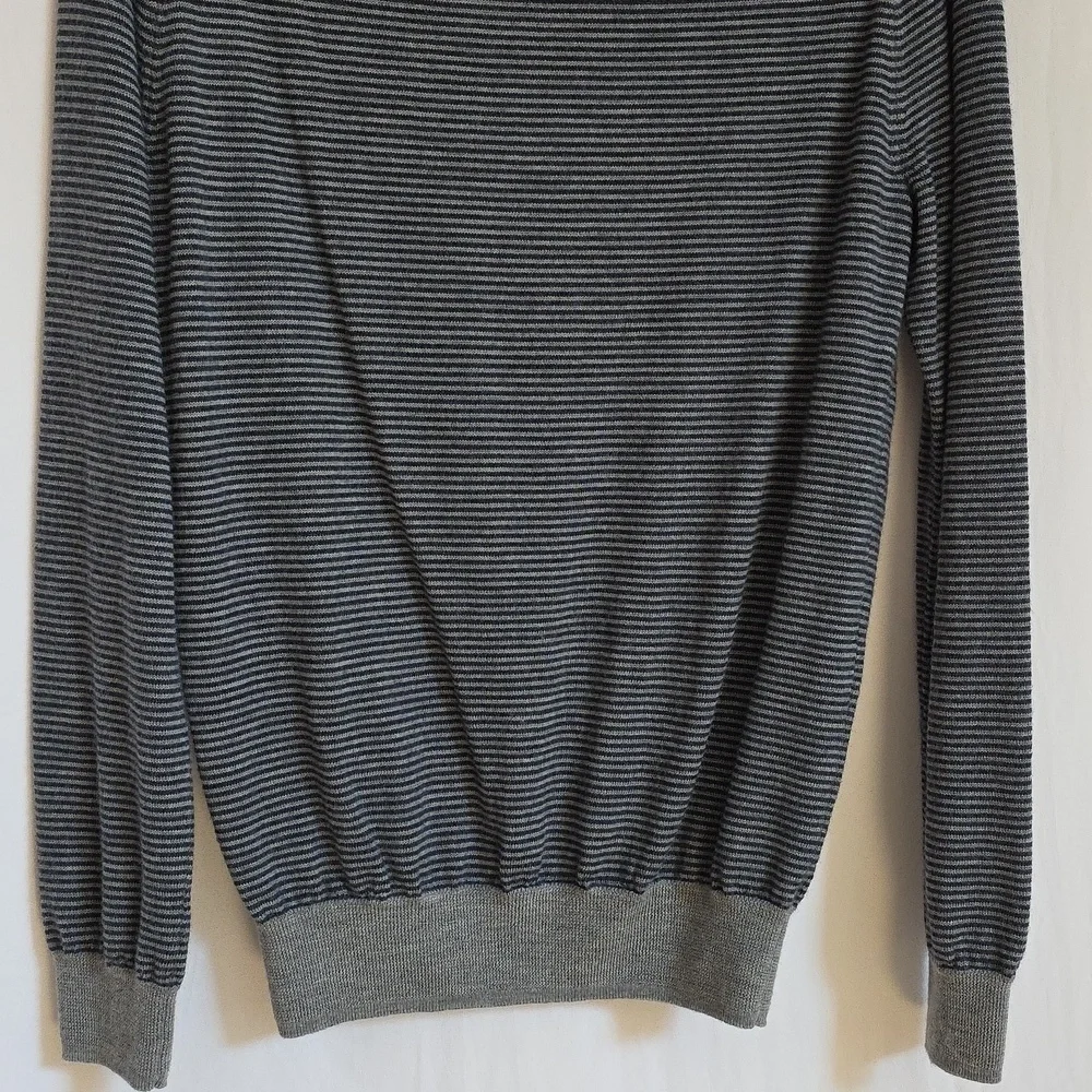 J. Crew Blue & Gray Stripe Merino Wool Mens Sweater.  Size Medium