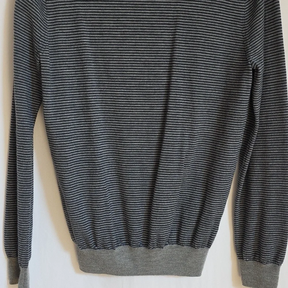 J. Crew Blue & Gray Stripe Merino Wool Mens Sweater.  Size Medium