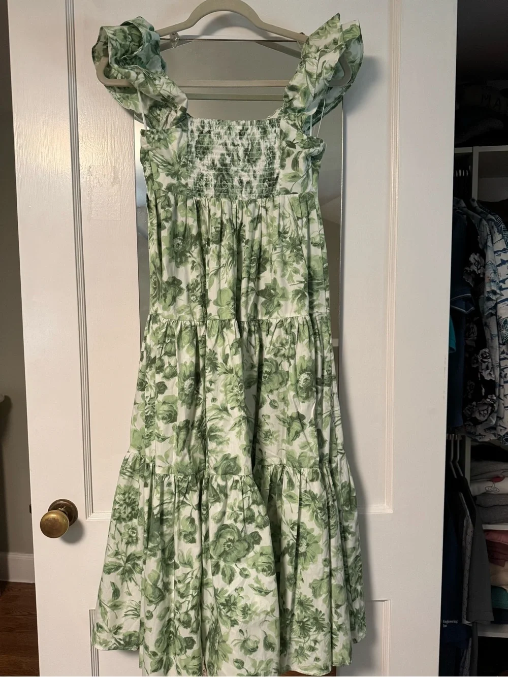 Abercrombie & Fitch sleeveless tiered