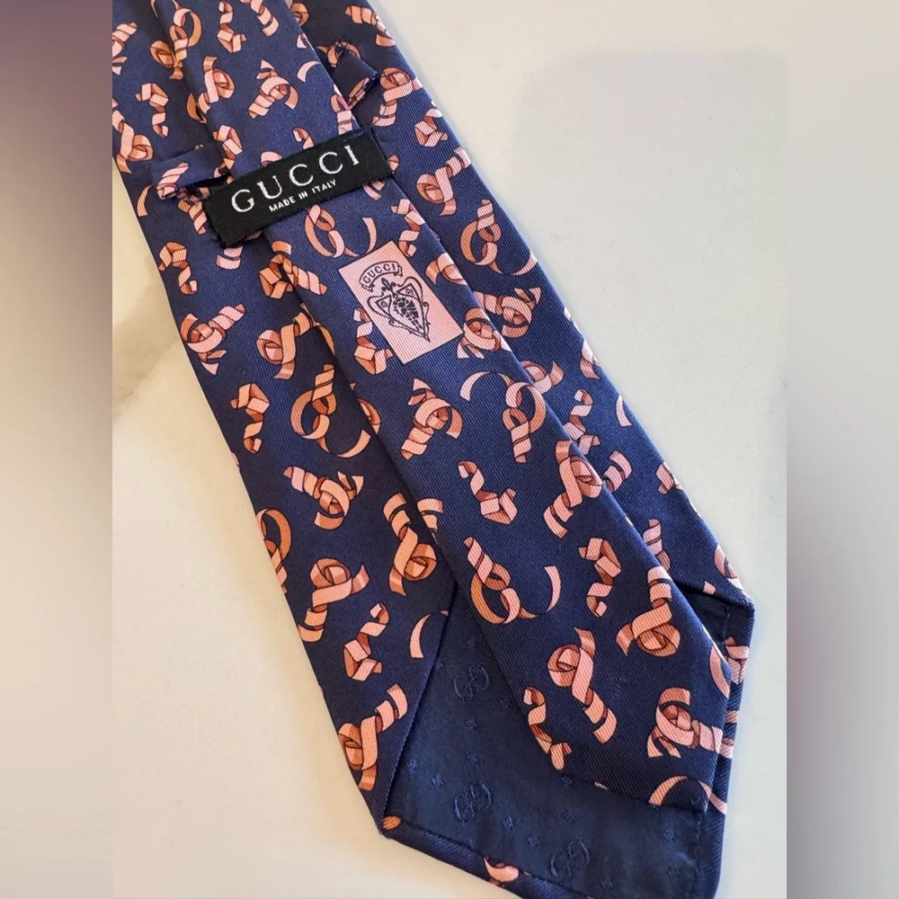 Gucci navy silk