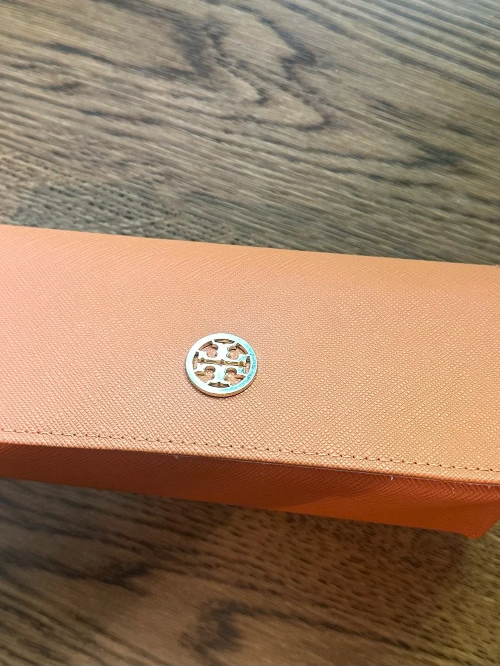 Tory Burch Orange Saffiano leather eyeglass case with Gold Logo