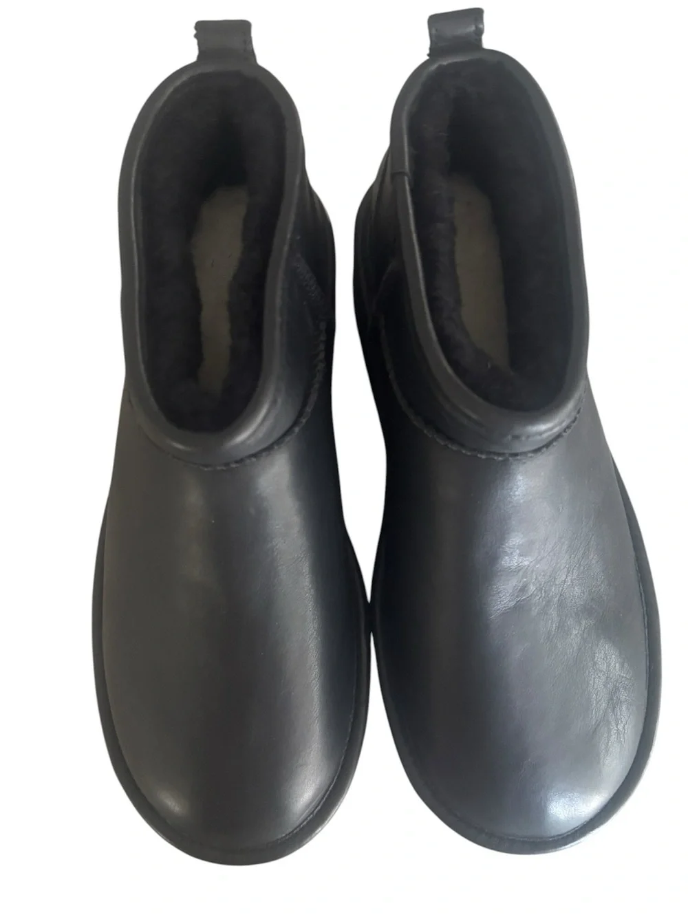 UGG new without