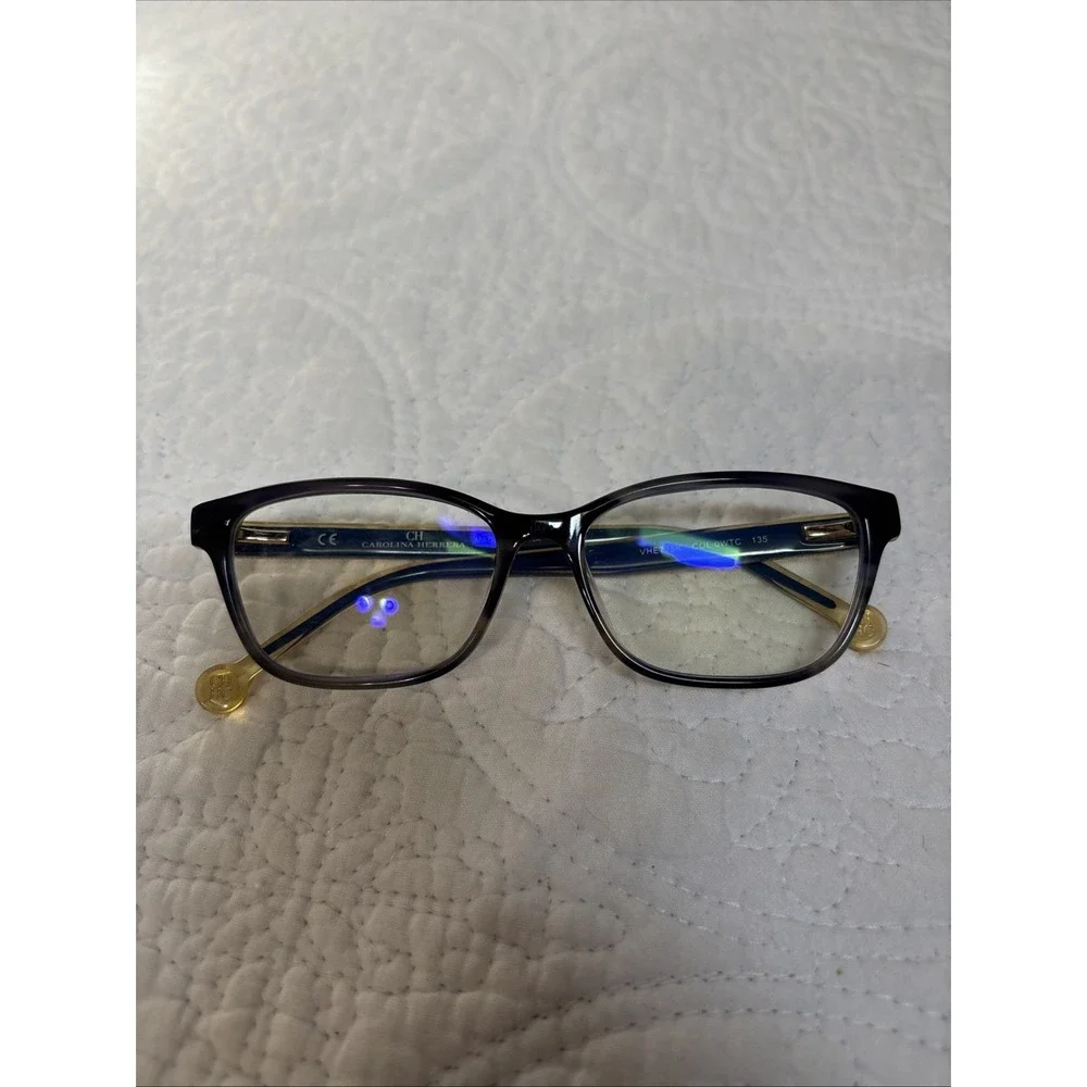 Carolina Herrera excellent preowned