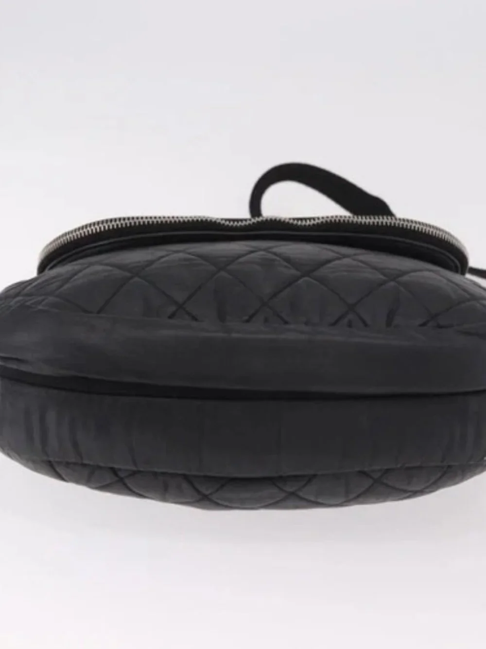 CHANEL brand	chanel color	black