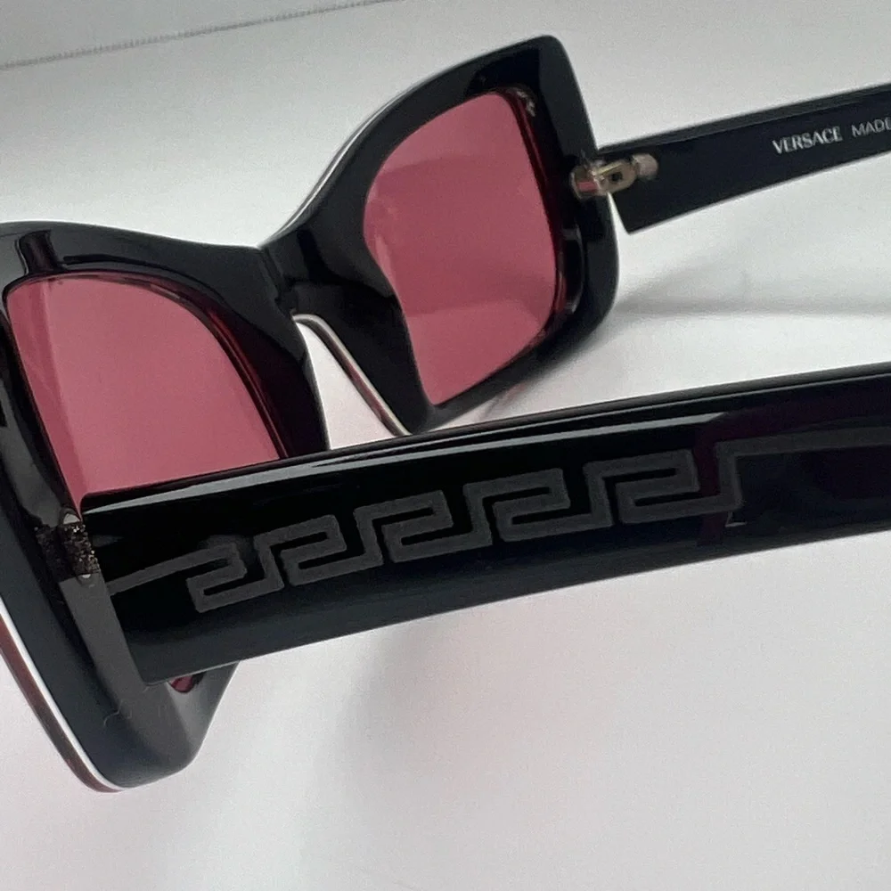 Versace 🚨🚨preloved 🚨🚨