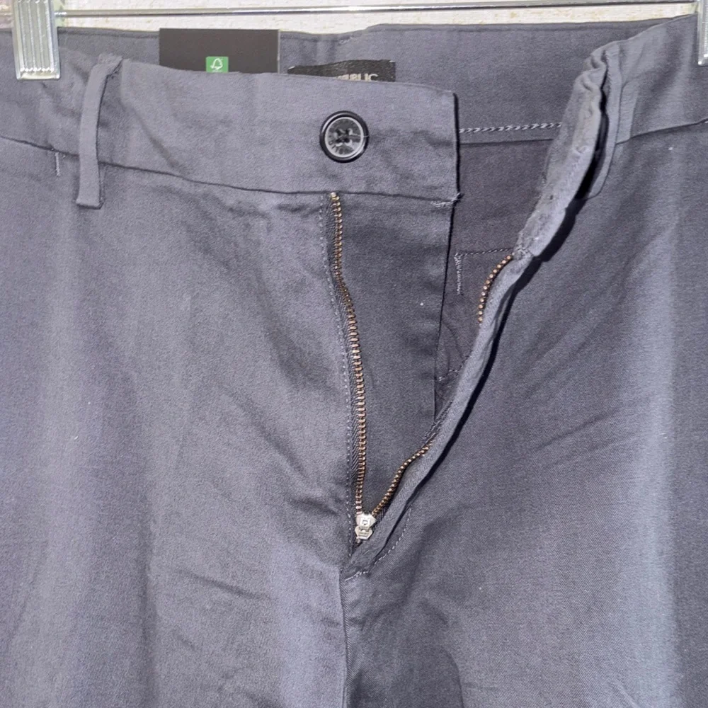 Banana Republic Mens Chino Pants 36x30 Gray NWT Preppy Business Casual Office
