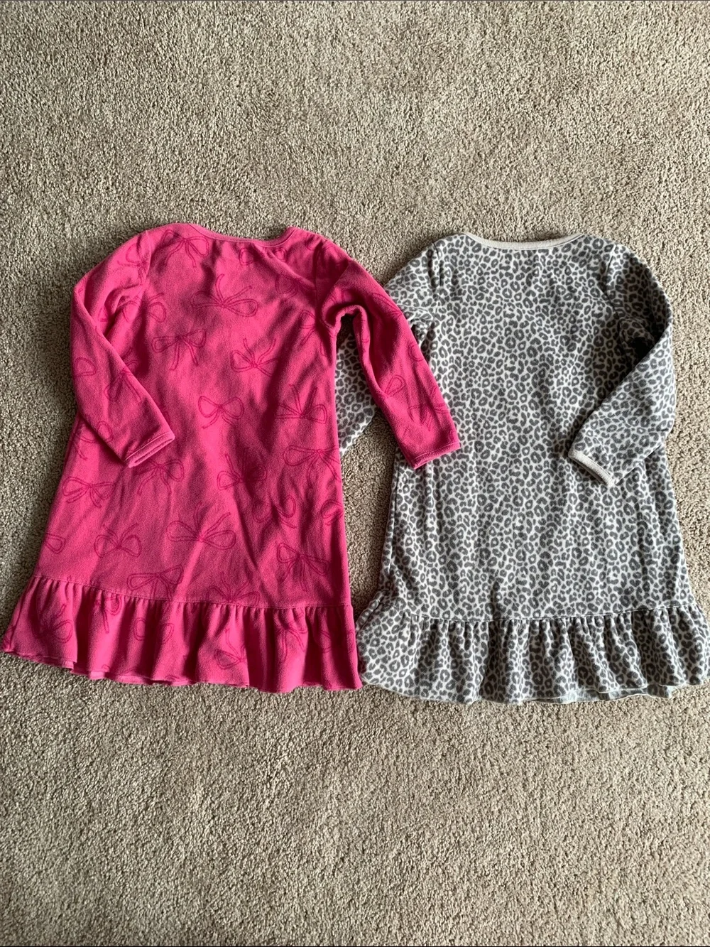 Carters soft nightgown