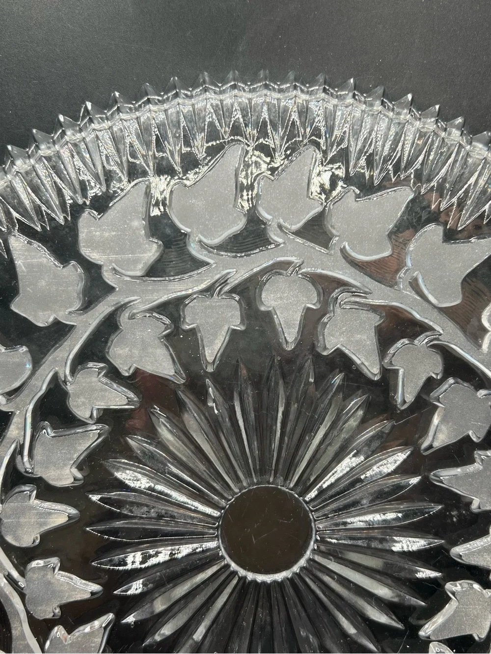 Vintage Frosted Ivy Leaf Glass Serving Plate Platter 11.75” Heavy Sawtooth Edge