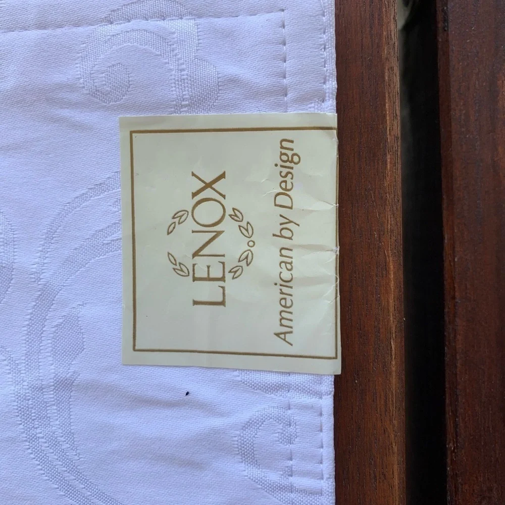 Lenox set