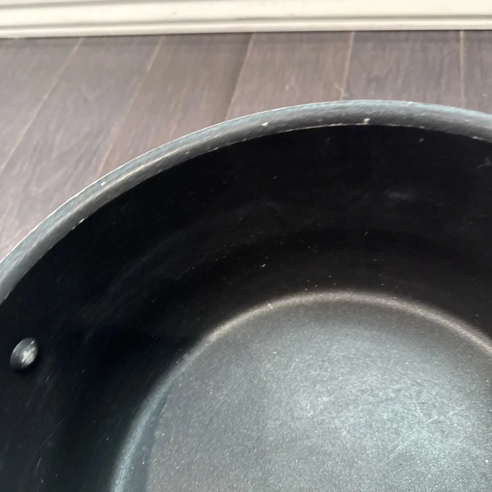 T-Fal Sleek Black Medium/Large Non Stick Cooking Pot with Handles