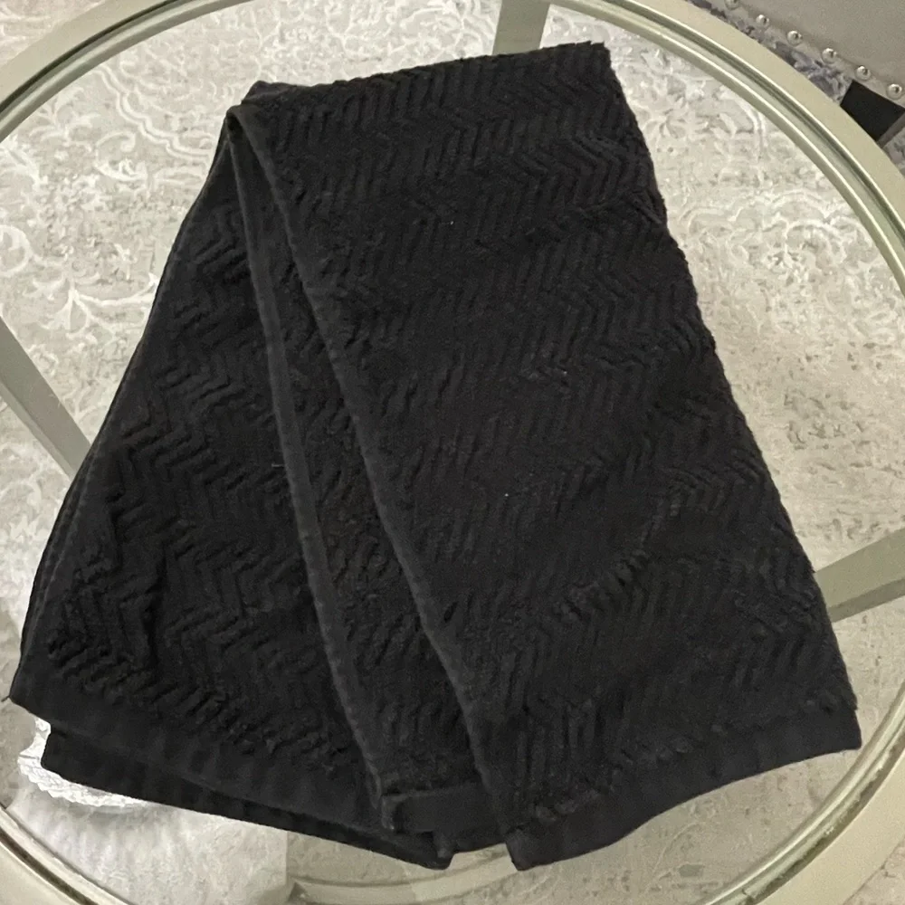 Tommy‎ Hilfiger 27”x15” Black Cotton Hand Towels (2)