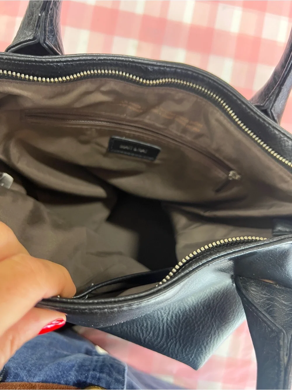 Matt & Nat Black Messenger Tote with Detachable Strap