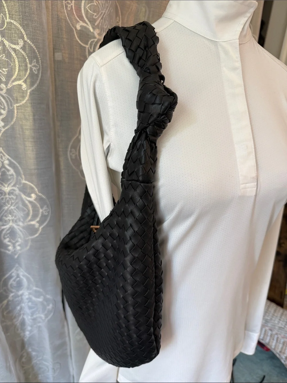 Meli Bianco Woven Shoulder Bag