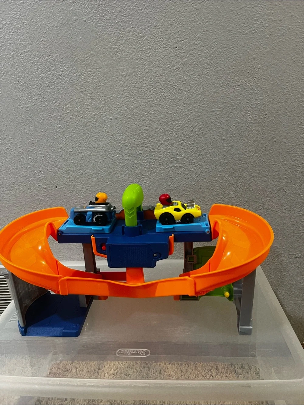 Little People garage playset