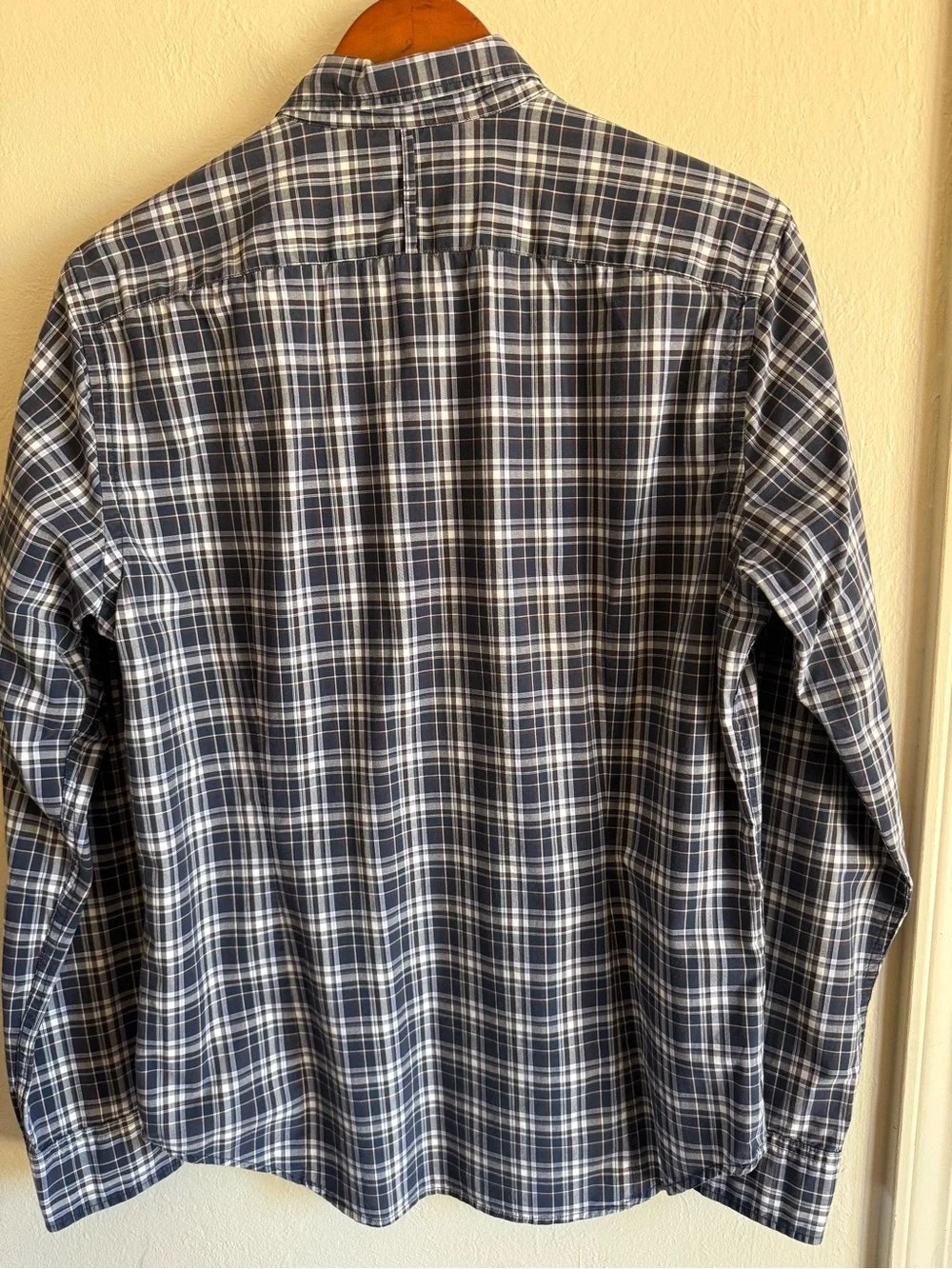 Banana Republic lightweight button