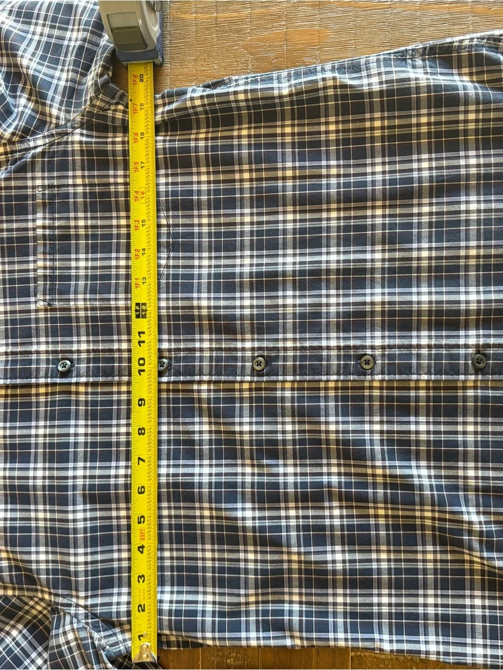 Banana Republic lightweight button