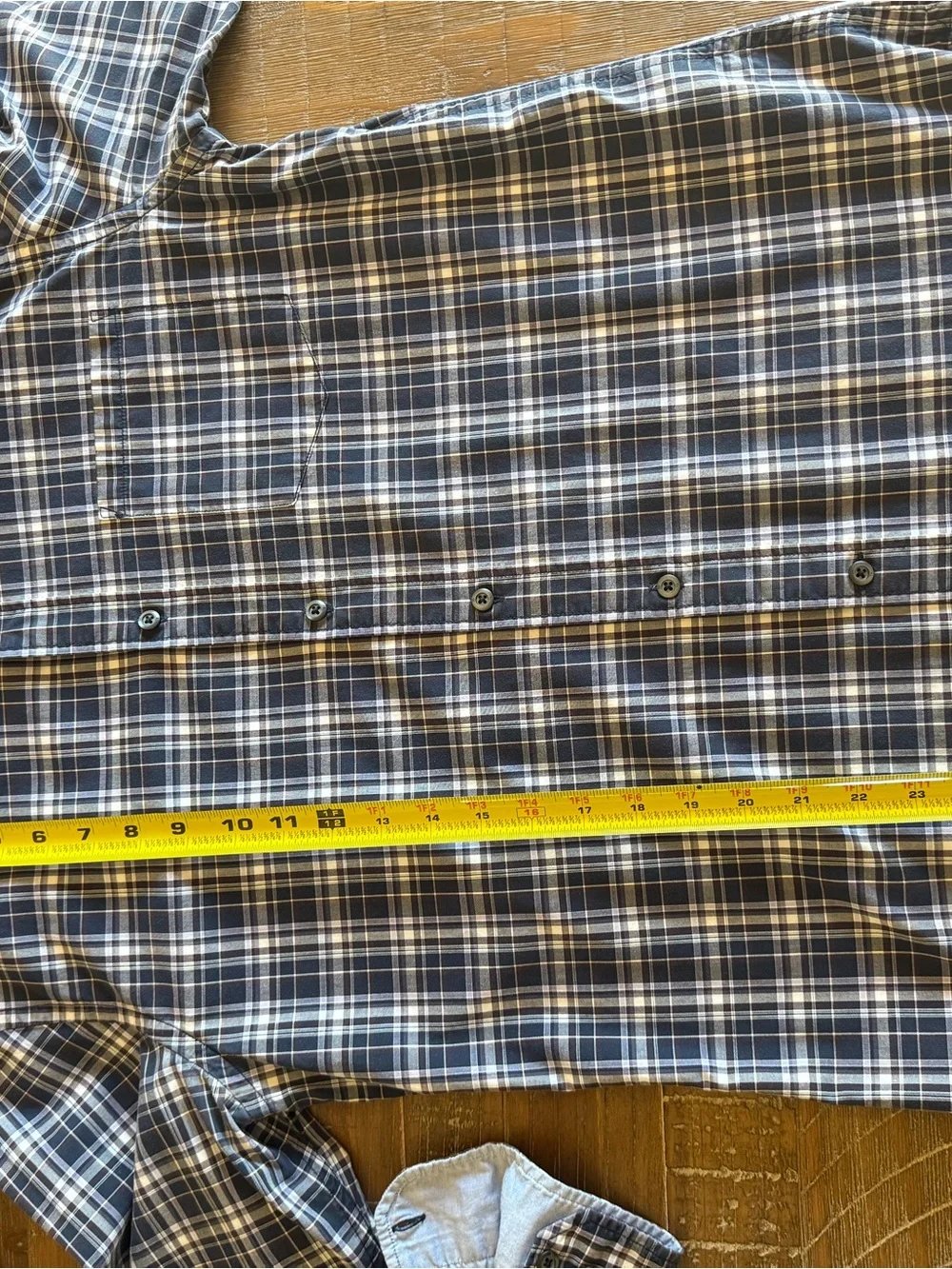 Banana Republic lightweight button