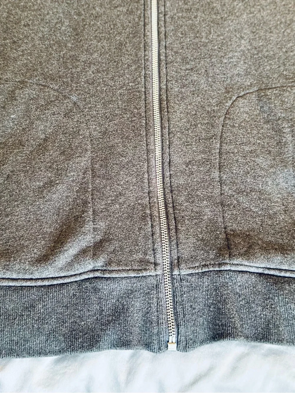 Banana Republic classic zip
