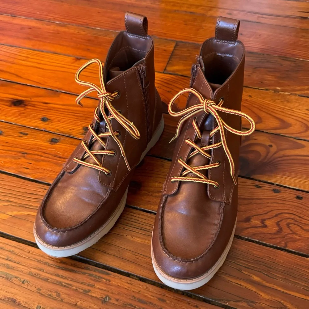 Boys' Bosley Ankle Zip Up Boots Cognac - Cat & Jack Size 5 Youth