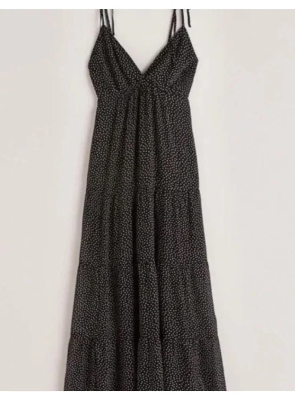 Abercrombie & Fitch flowy black