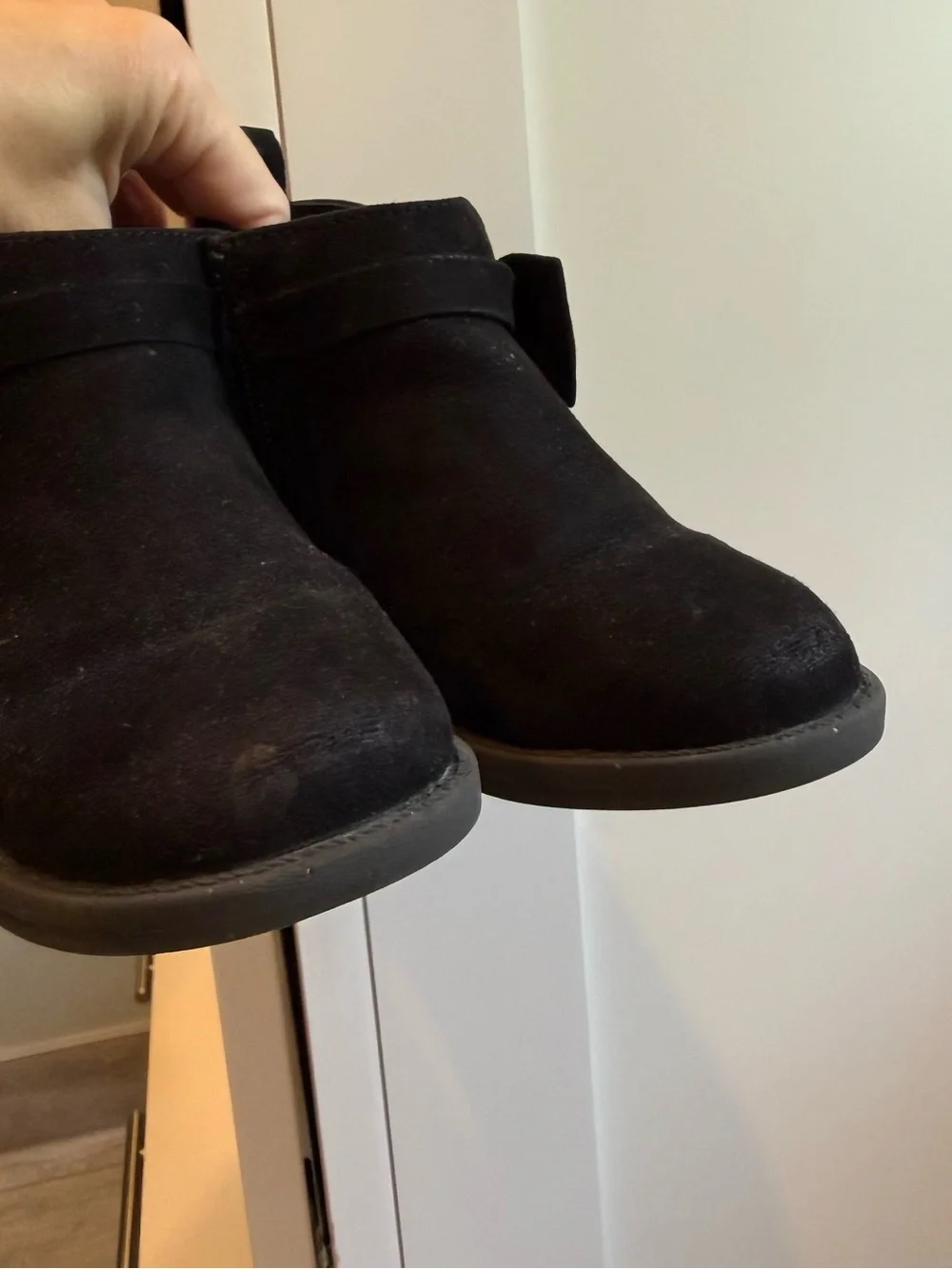GAP Black faux Suede Ankle Boots with Bow
