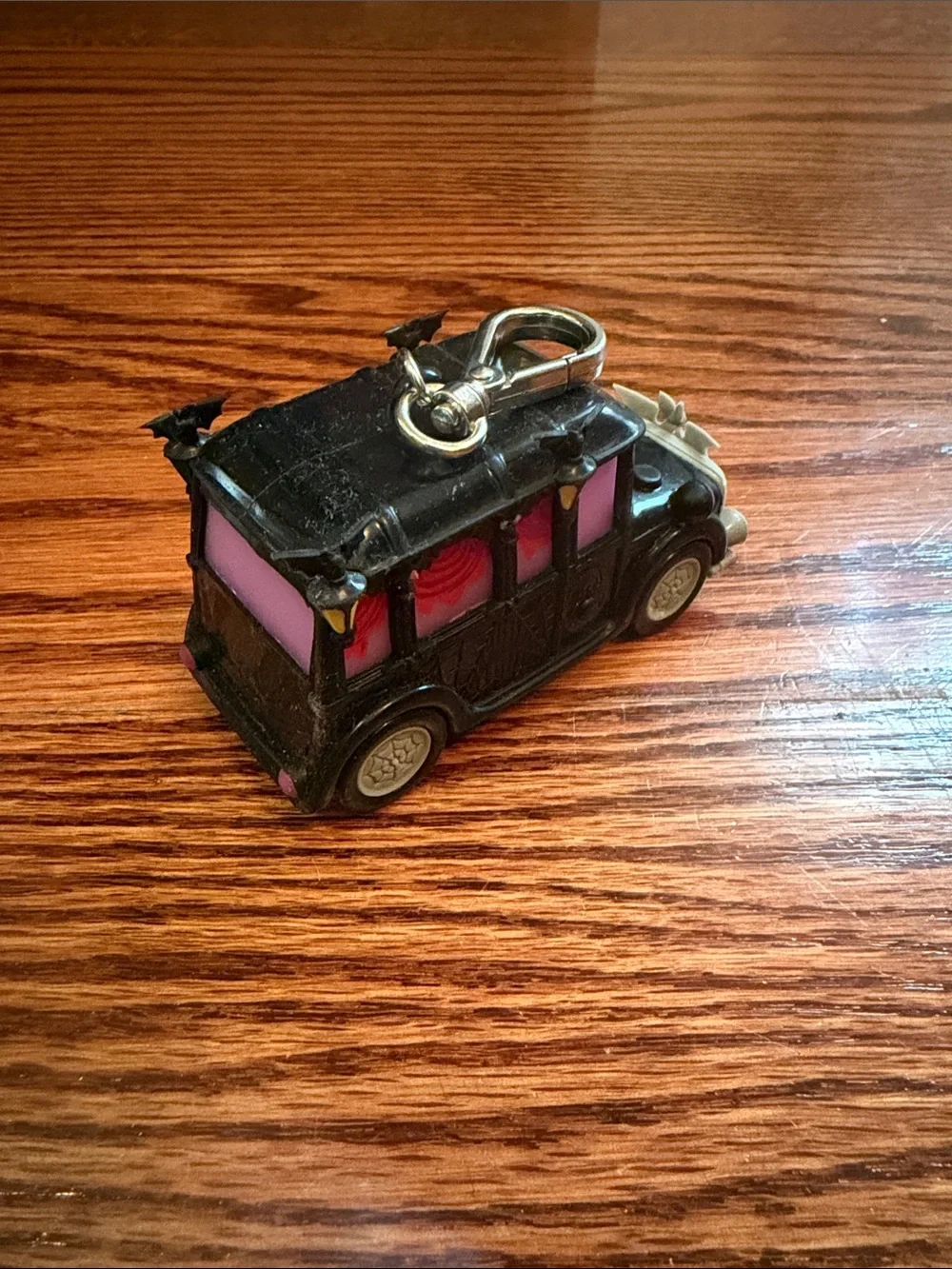 Bath & Body Works novelty car