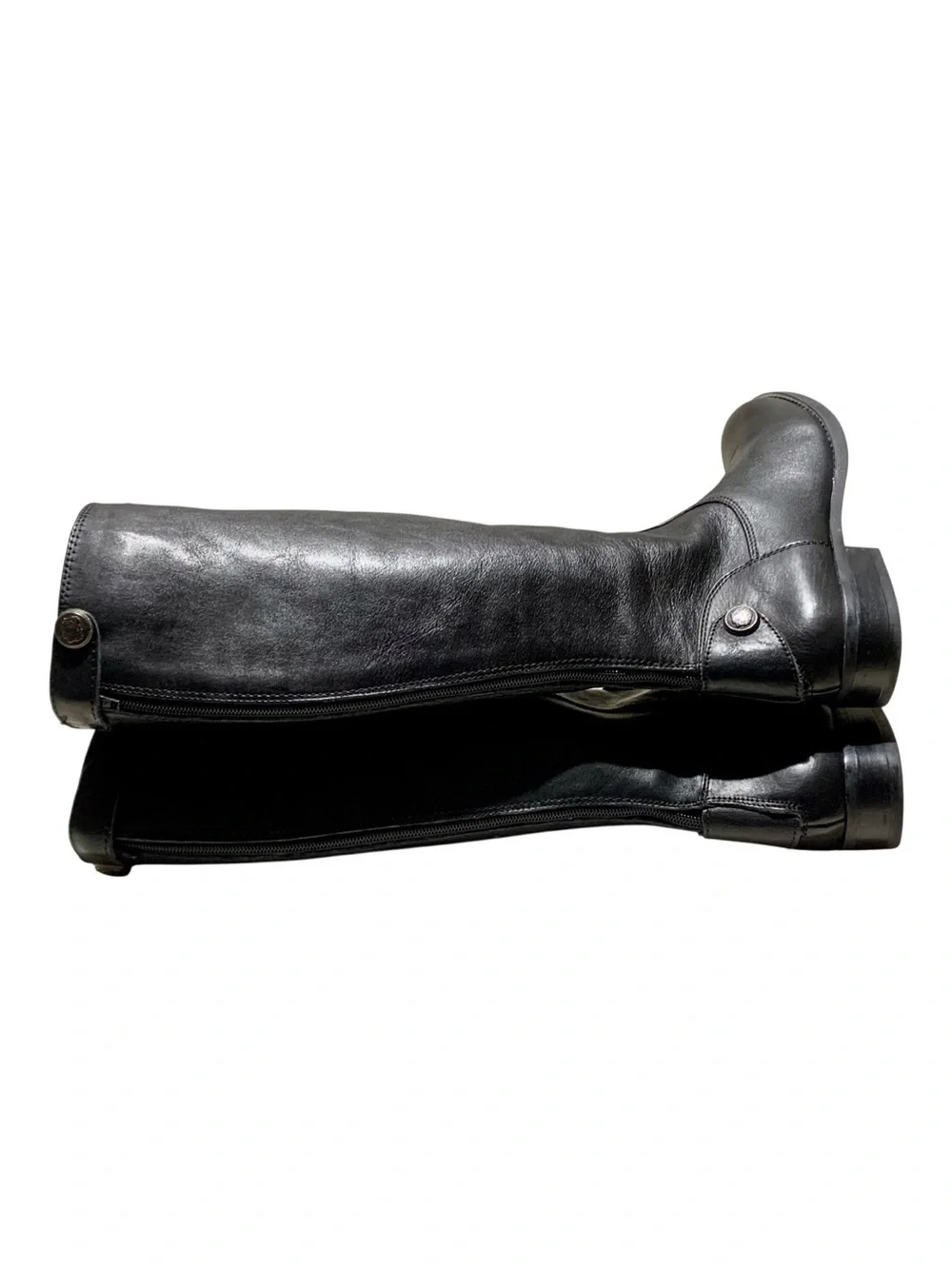 Arturo Chiang tall black