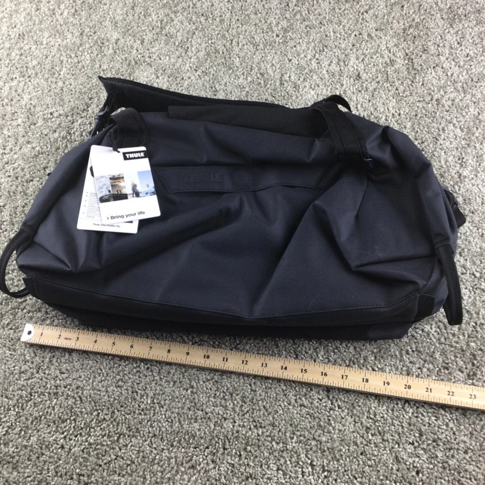 Thule aion duffel