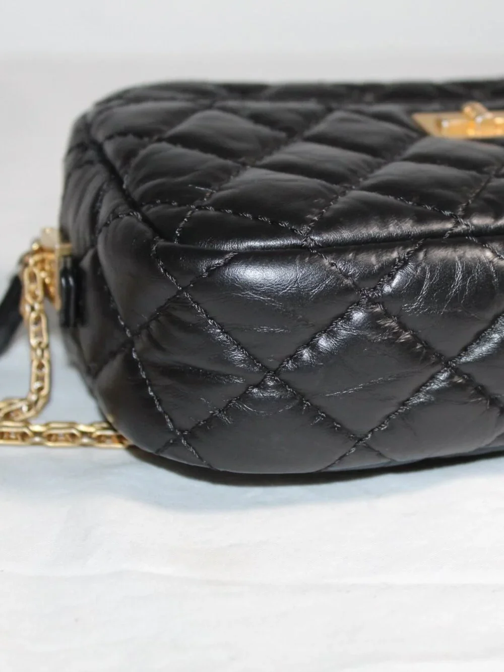 Chanel Black Leather 2.55 Reissue Camera Case Crossbody Zip Top Shoulder Bag