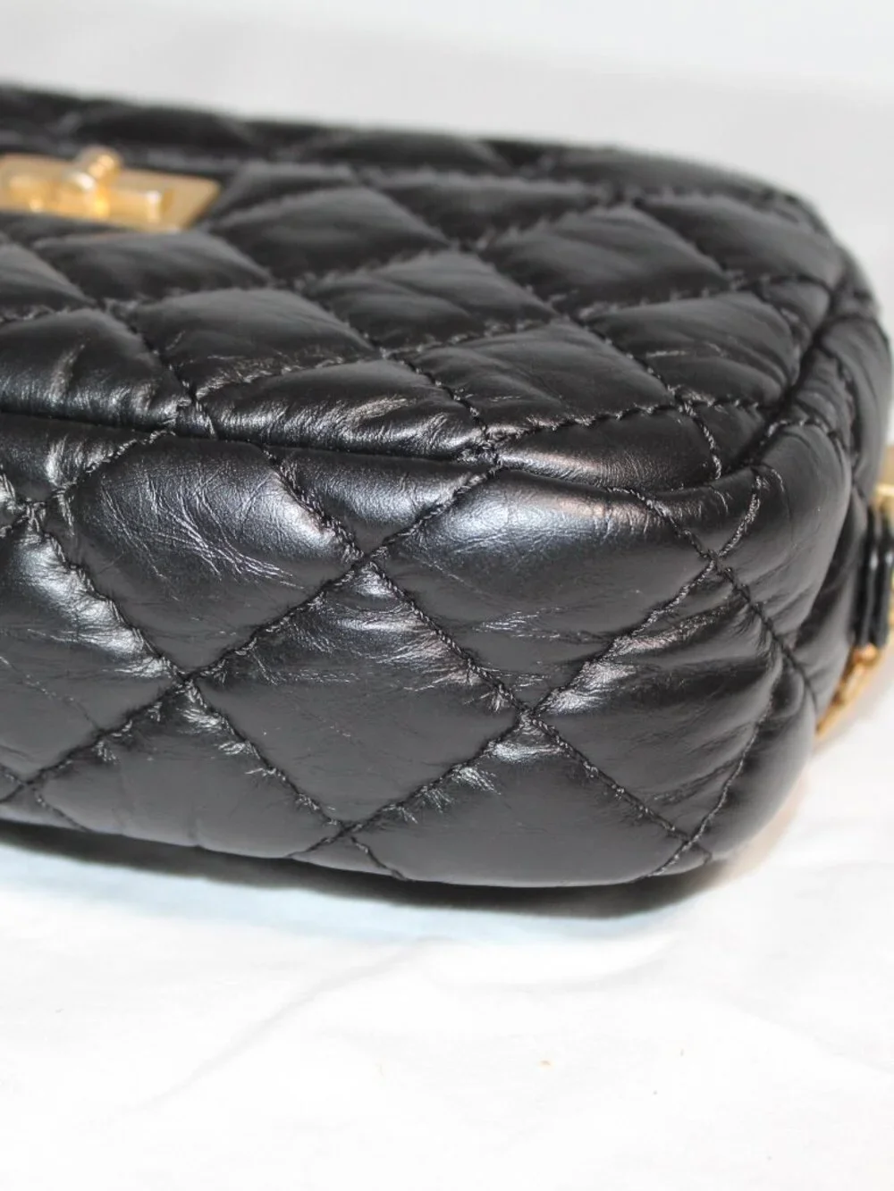 Chanel Black Leather 2.55 Reissue Camera Case Crossbody Zip Top Shoulder Bag