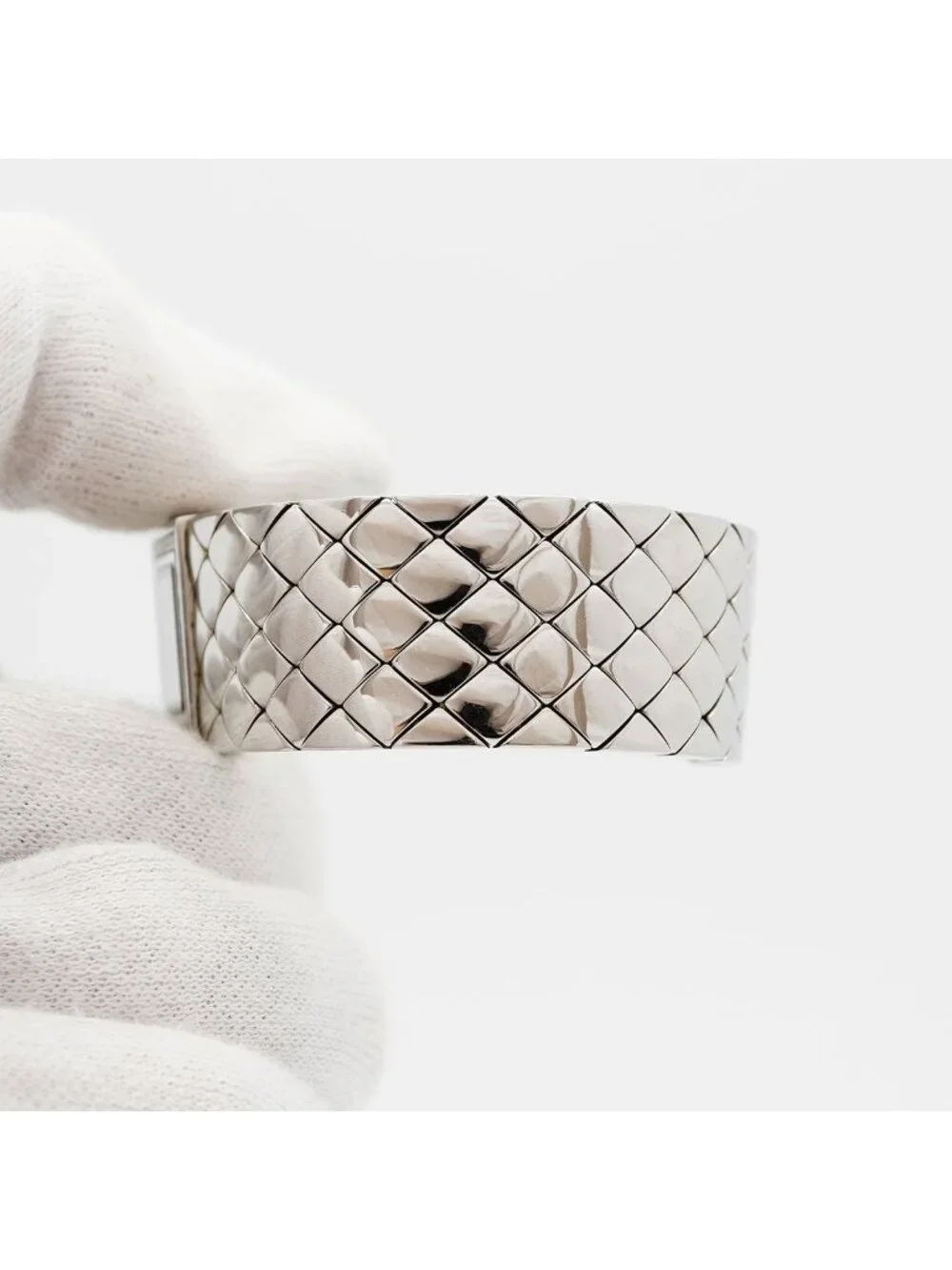 CHANEL matelasse diamond