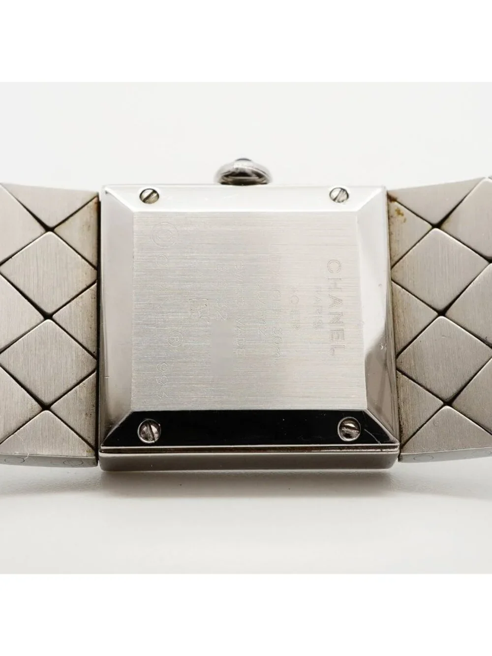 CHANEL matelasse diamond