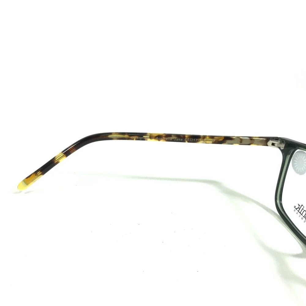 Iconik demo lenses