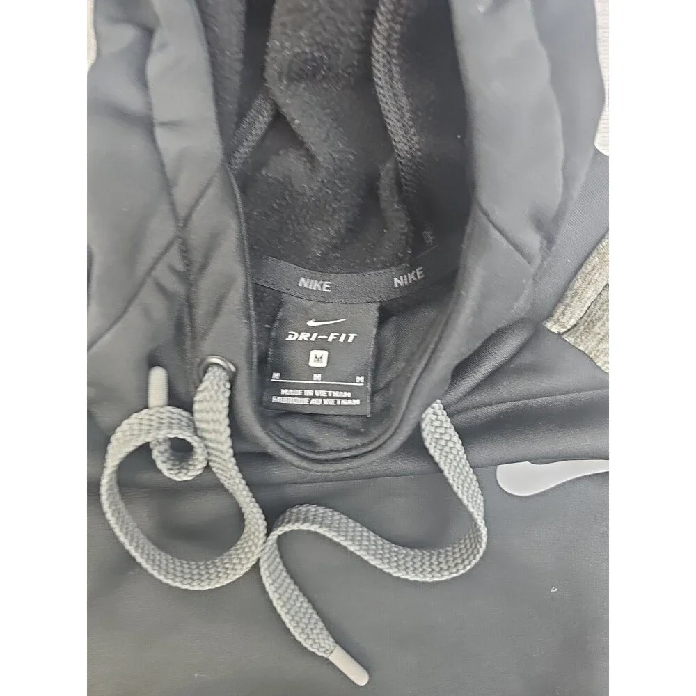 Nike drifit swoosh
