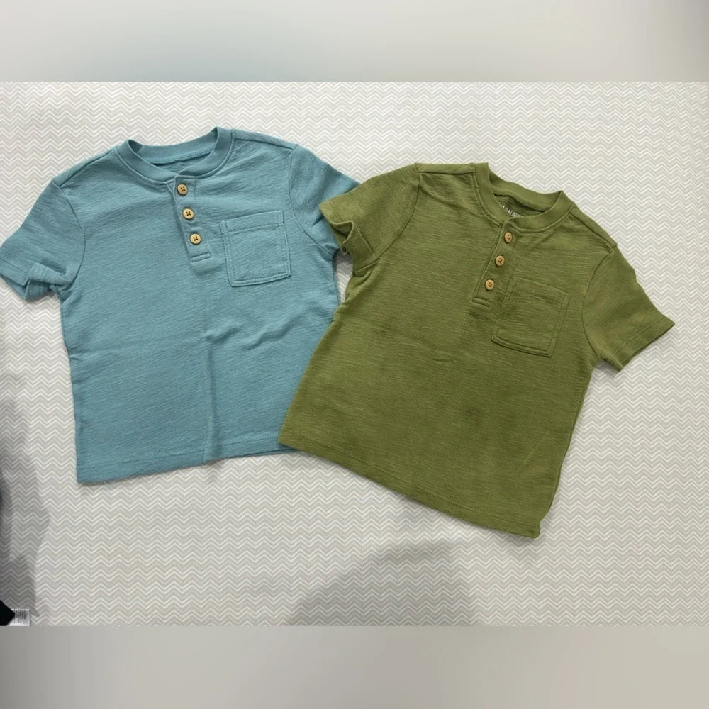 Old Navy 2T 3-Button Up Tee