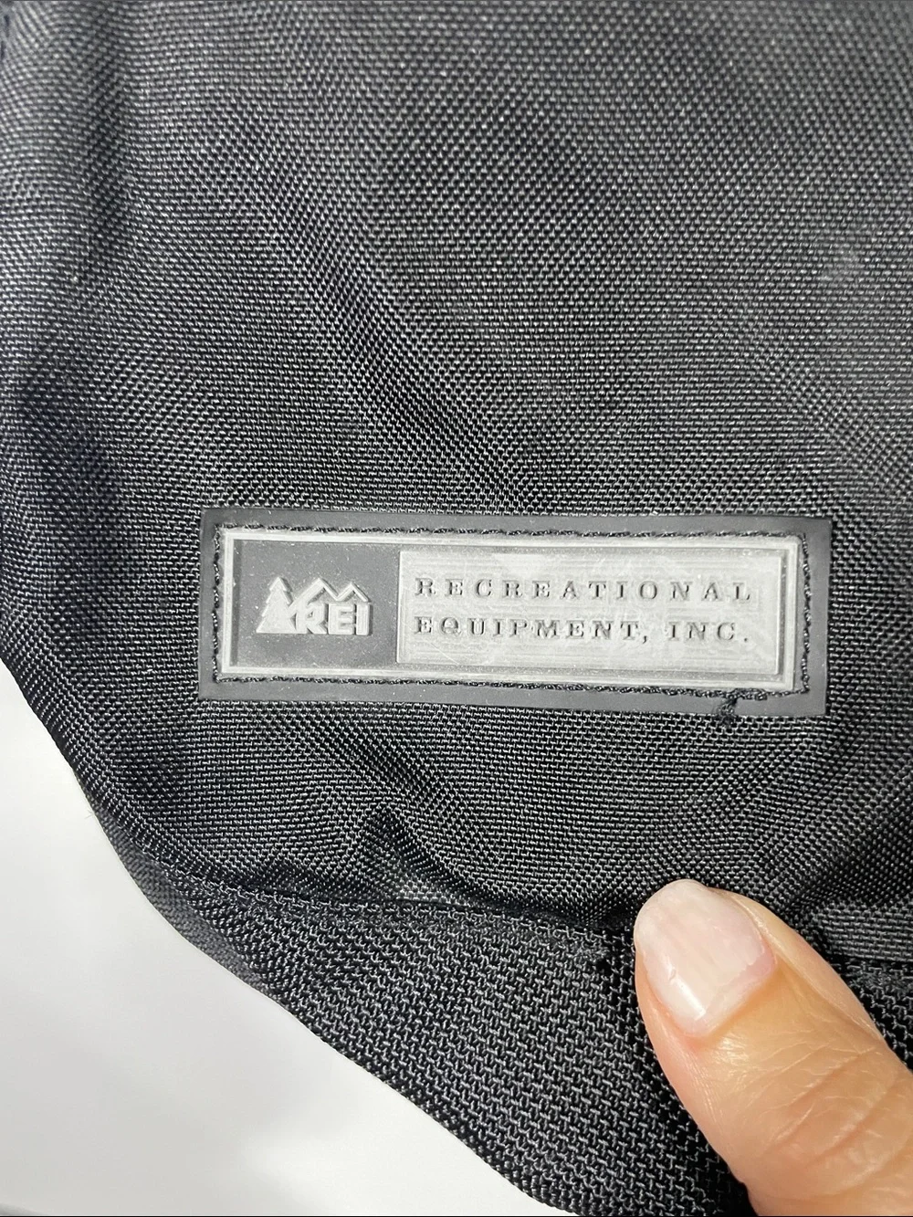 REI compact sling