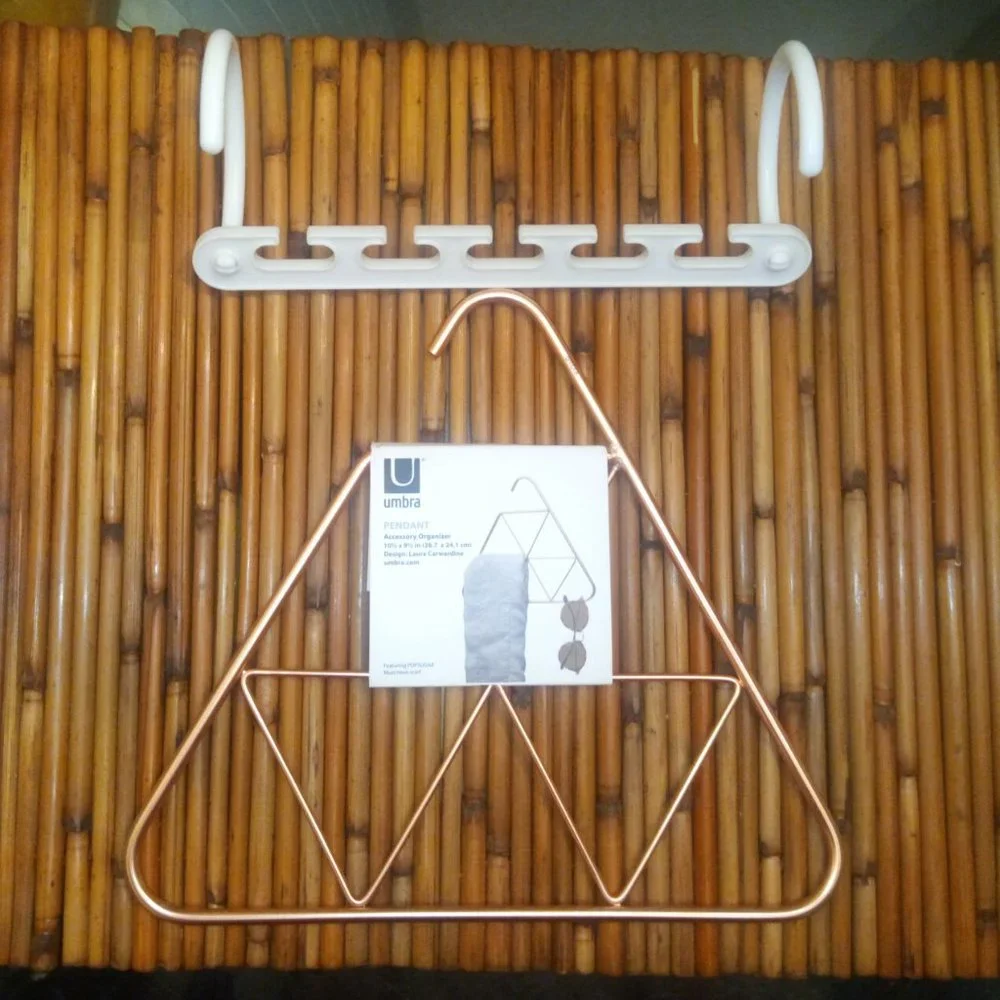 Umbra nwt pendant
