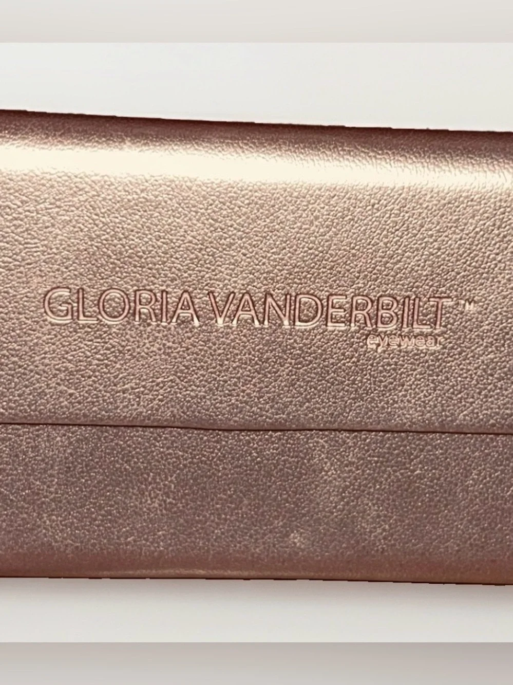 Gloria Vanderbilt gloria vanderbilt