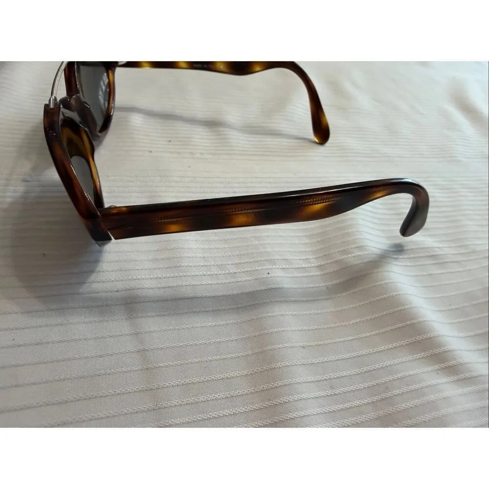 Web tortoise sunglasses